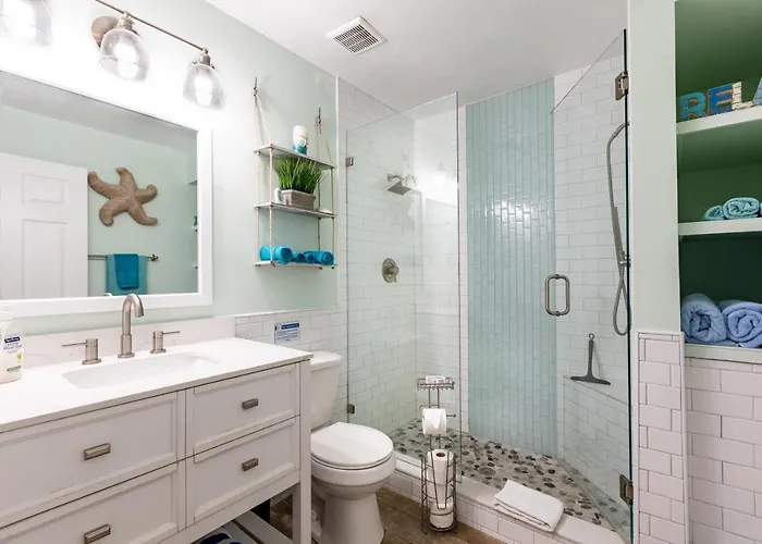 Gorgeous Coastal Barefoot Indian Shore *