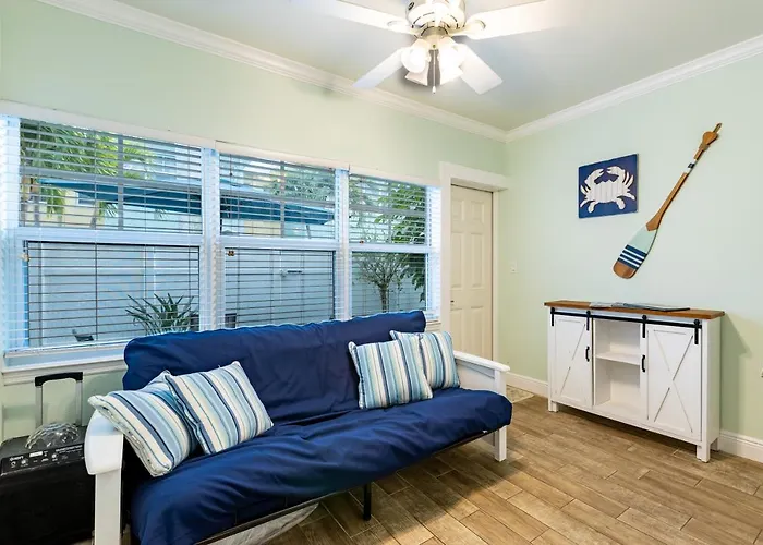 Gorgeous Coastal Barefoot Indian Shore *